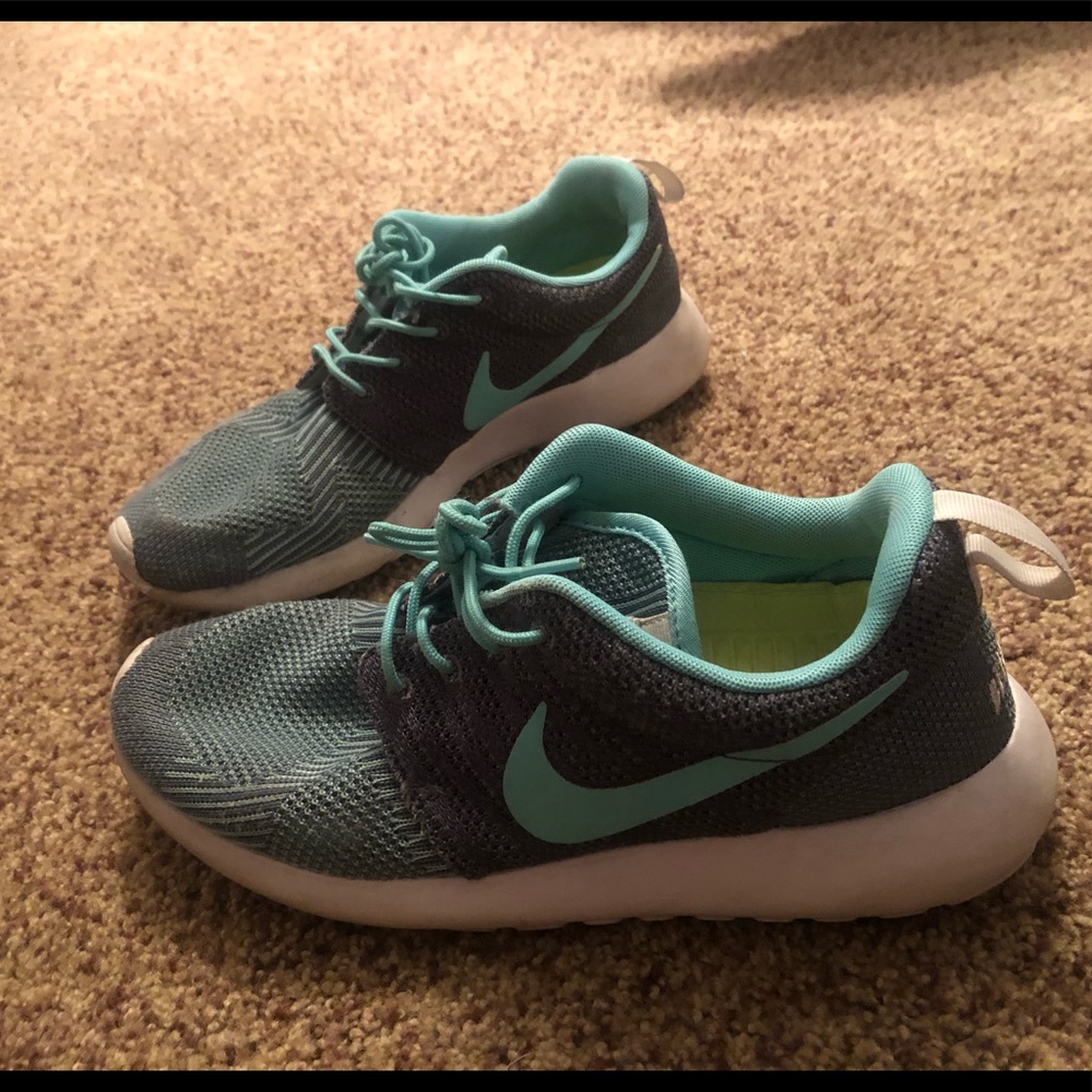 Custom Roshe nike tennis shoes
